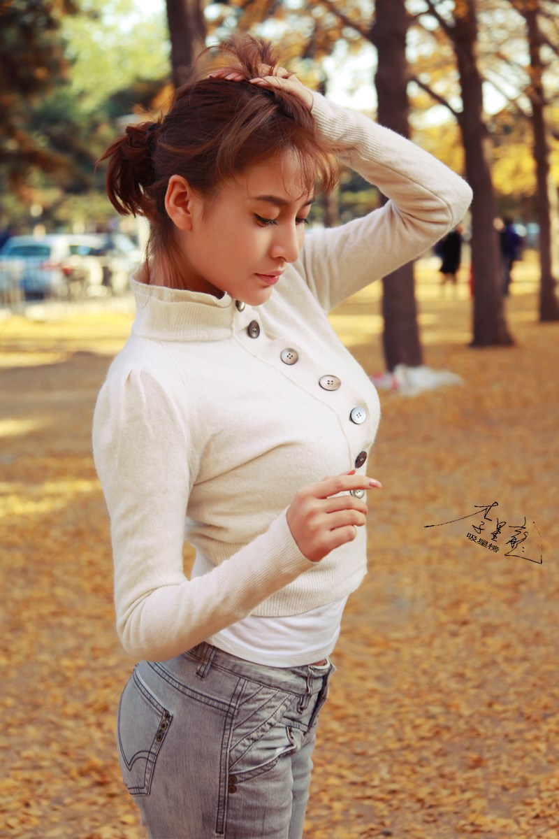 2011.11.13 Li Xinglong photography - Beauty - Sagittarius Northern dance girl ginkgo tree(14)